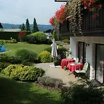 Garden Jansa 公寓